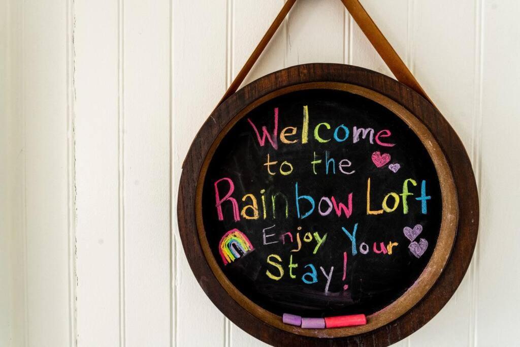 Somewhere Over The Rainbow Loft With Ac Hilo Eksteriør billede